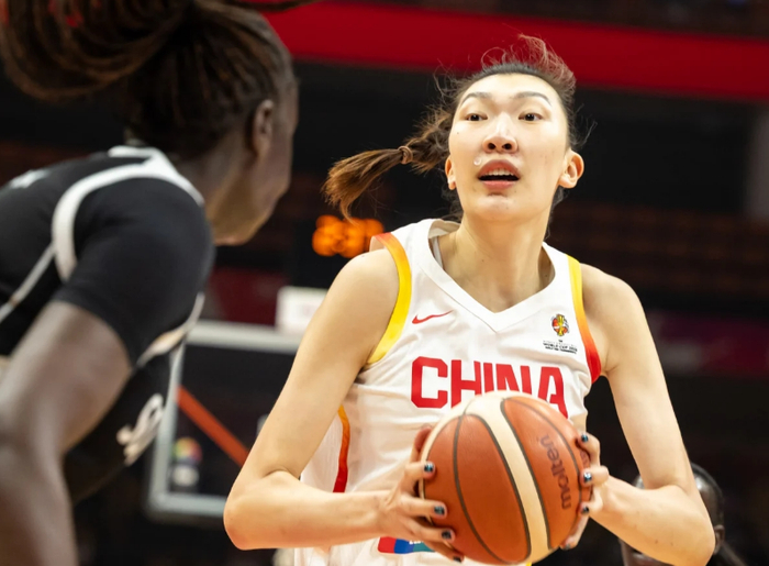 中国女篮力克南苏丹锁定出线席位