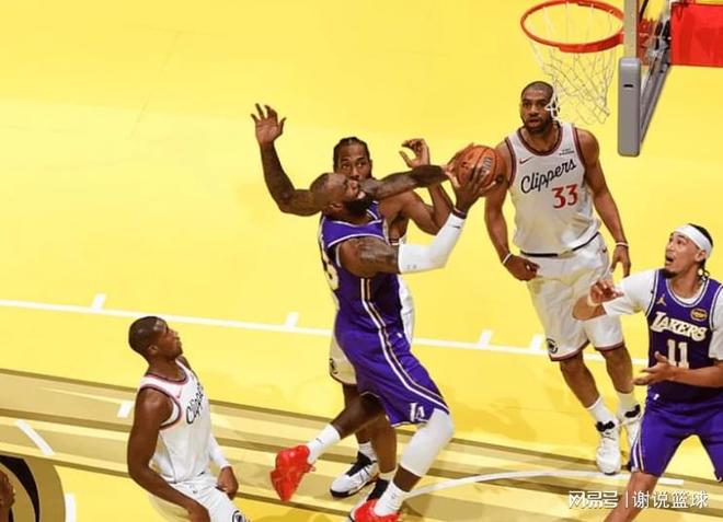 湖人客场力克火箭稳固西部第三地位