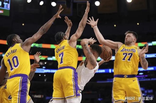 湖人客场力克火箭稳固西部第三地位